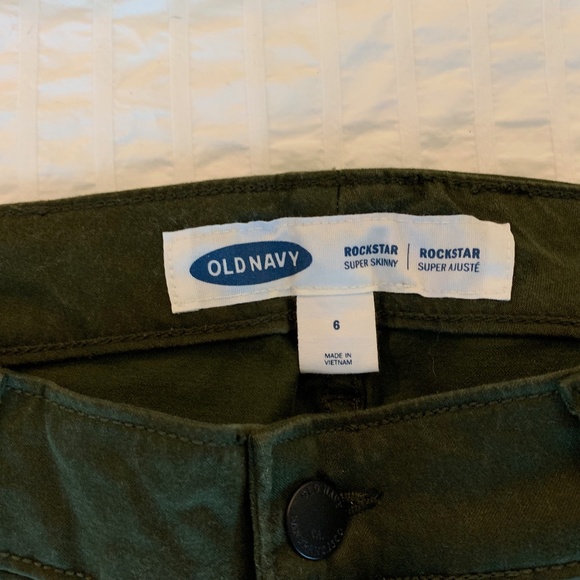 Old Navy Rockstar Super Skinny Olive Green Pants - Picture 3 of 3